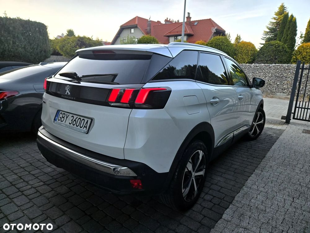 Peugeot 3008 1.2 PureTech Allure Pack S&S EAT8 - 4