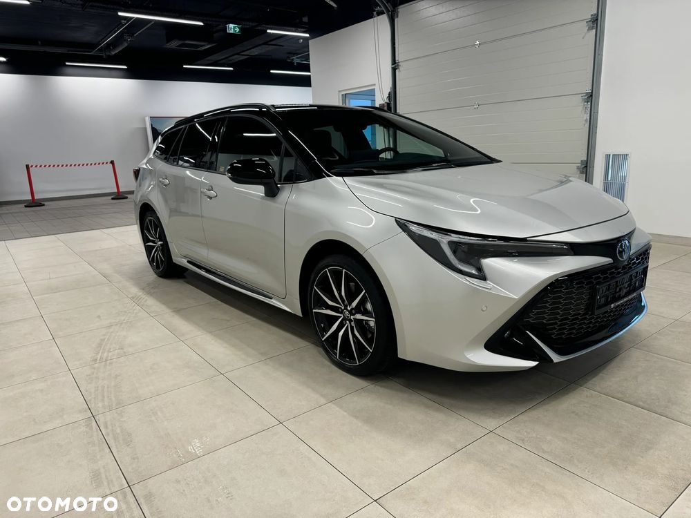 Toyota Corolla 2.0 Hybrid GR Sport - 4