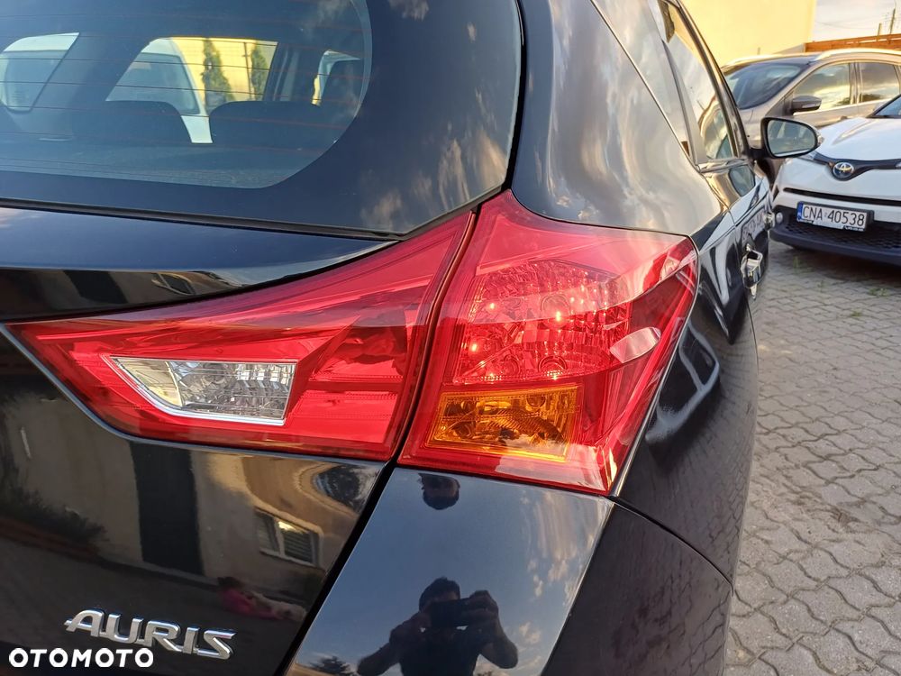 Toyota Auris 1.6 Premium - 10