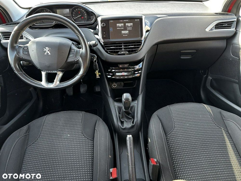 Peugeot 208 1.2 VTi Allure - 15