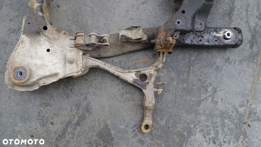 SANKI WÓZEK KOŁYSKA HONDA ACCORD VII 2.0 - 10