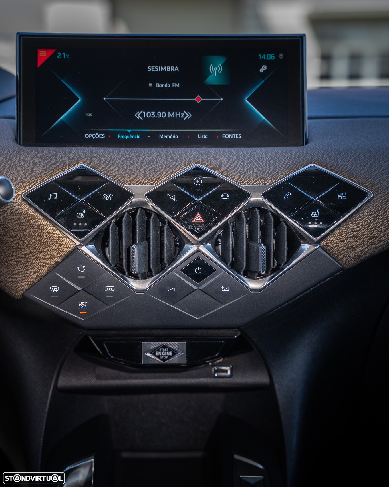 DS DS3 Crossback E-TENSE PERFORMANCE LINE - 35
