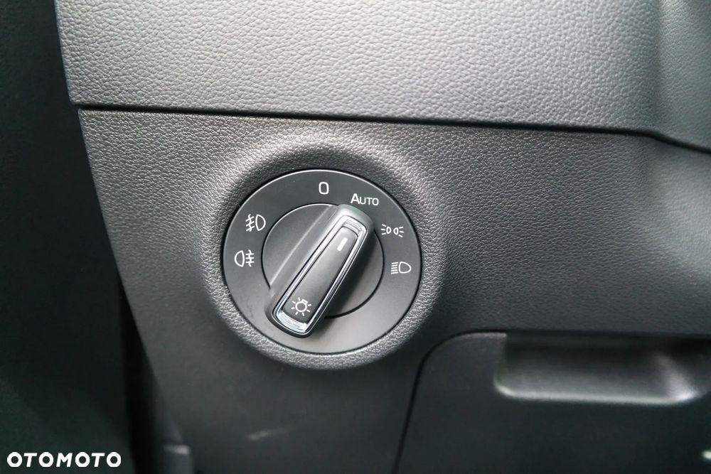 Skoda Karoq 1.5 TSI ACT 4x2 Style DSG - 24