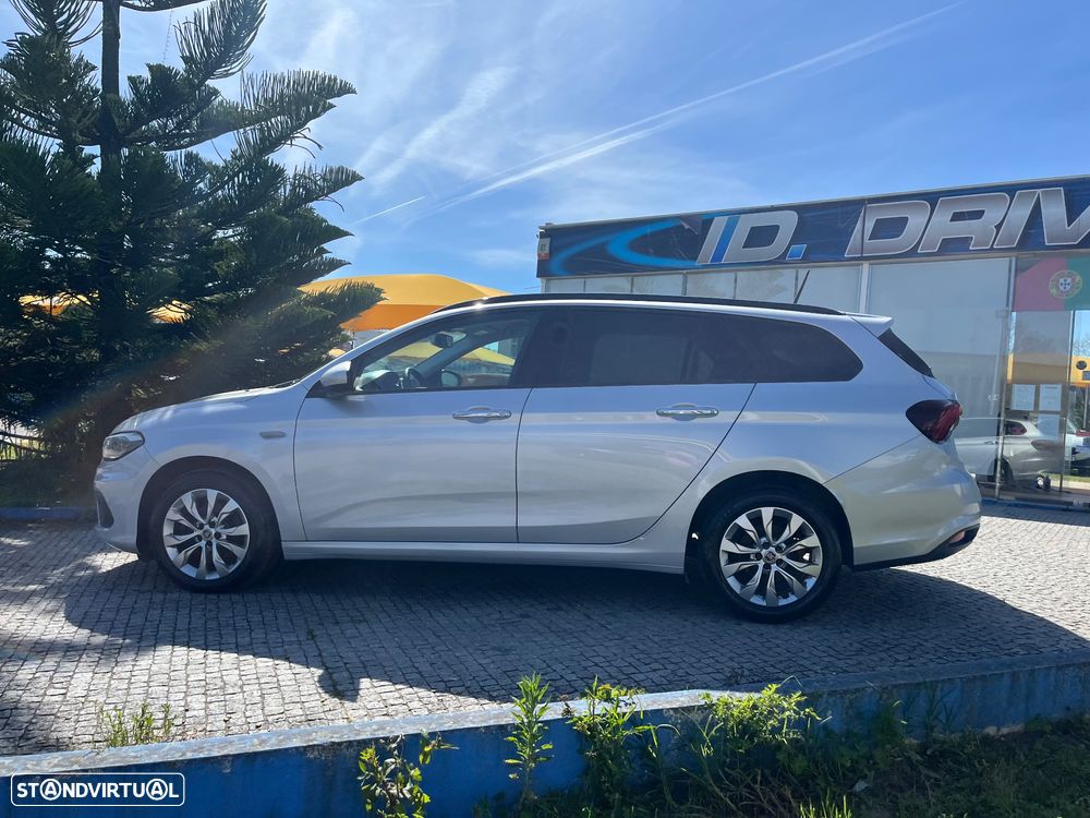 Fiat Tipo Station Wagon 1.3 M-Jet Lounge - 18