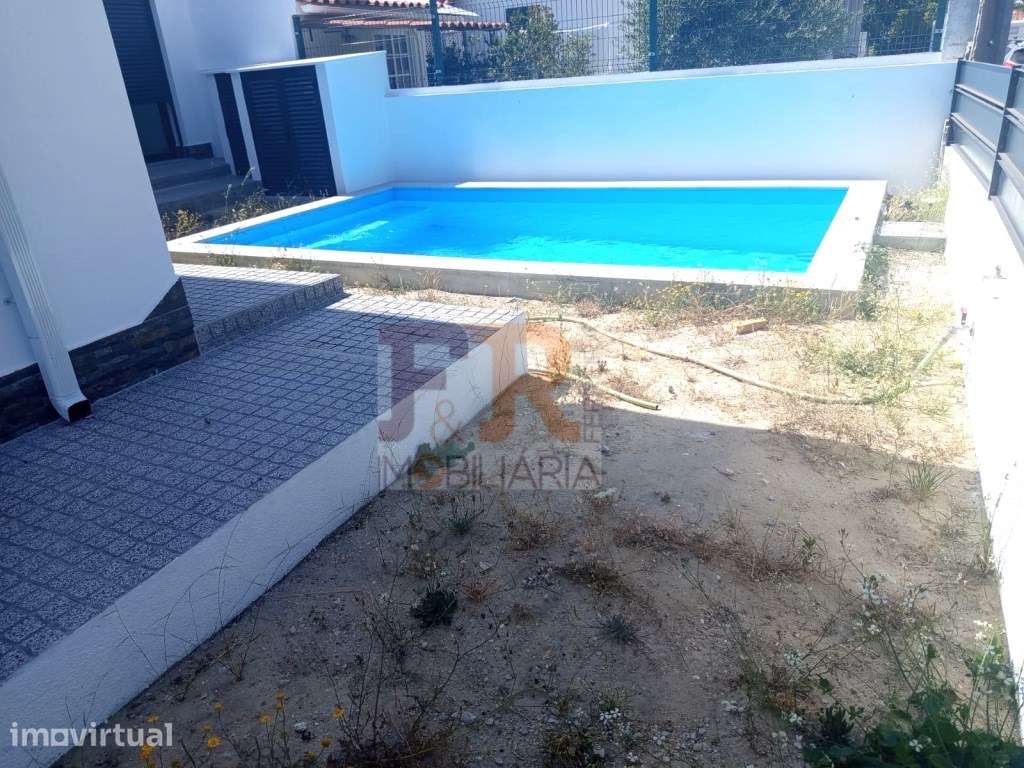 Fantástica Moradia Isolada T3+1 com Piscina Quinta do Conde - Grande imagem: 3/43