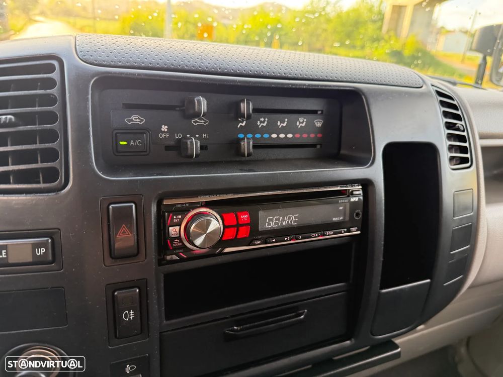 Toyota DYNA S 30.23 3.0 D4D AC ABS - 12