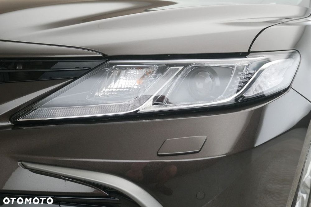 Toyota Camry 2.5 Hybrid Comfort CVT - 13