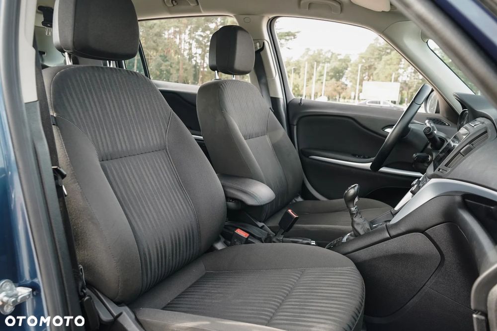 Opel Zafira - 19