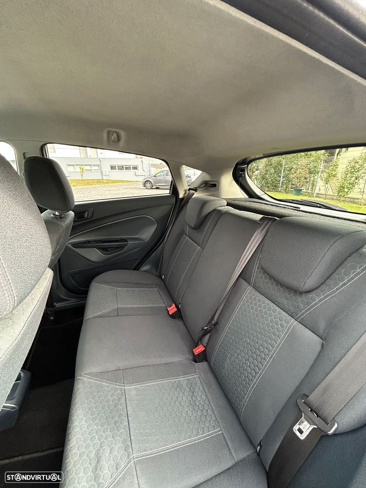 Ford Fiesta 1.4 TDCI Titanium - 9