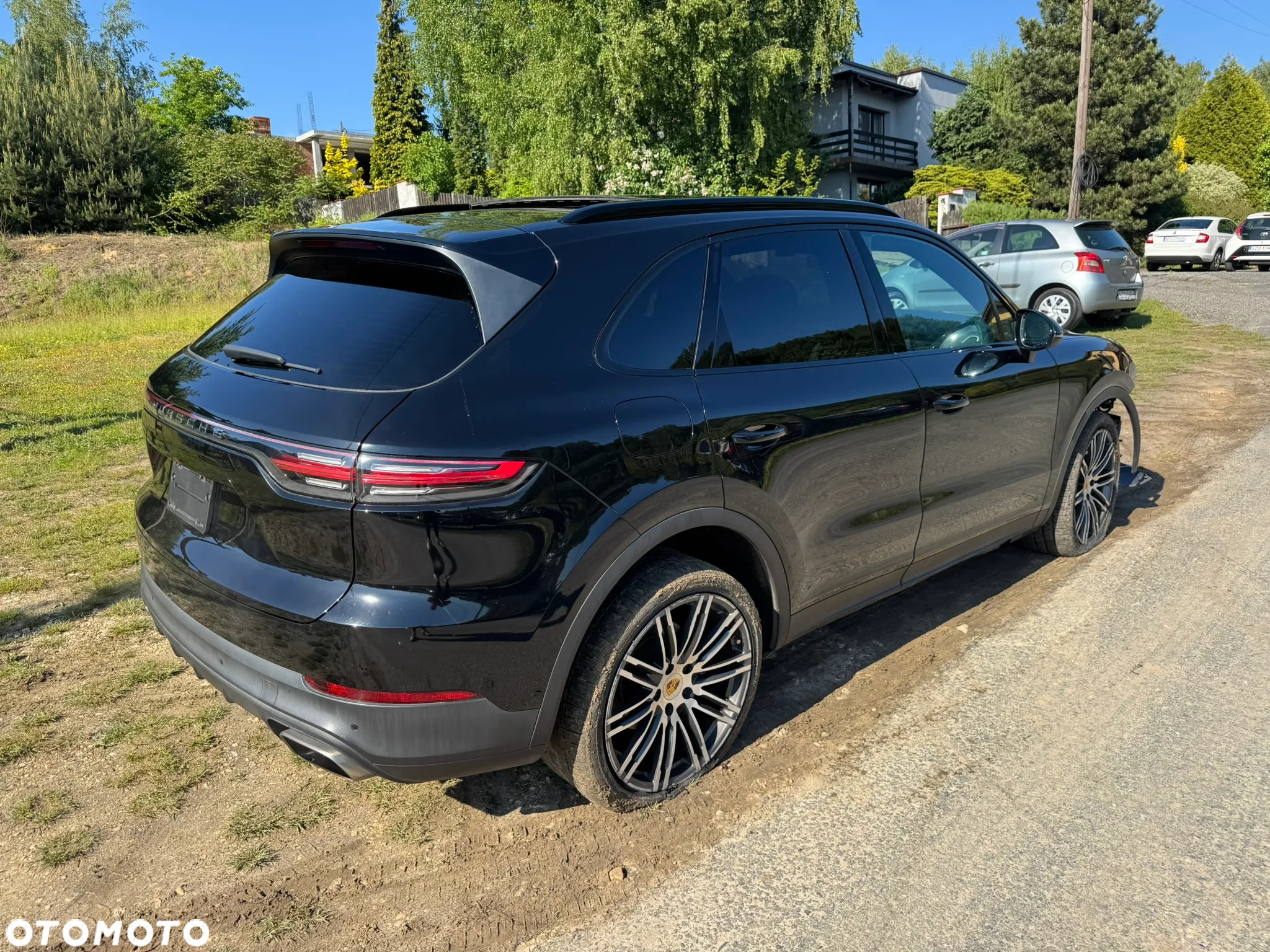 Porsche Cayenne - 3