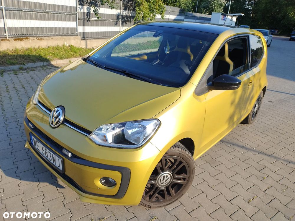 Volkswagen up! 1.0 high - 19