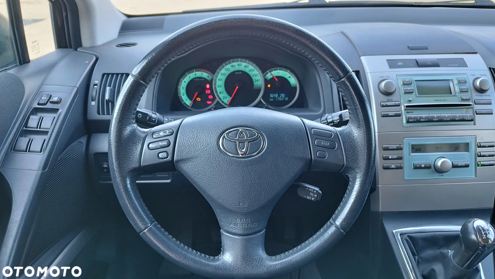 Toyota Corolla Verso 1.8 Sol + 7os - 18
