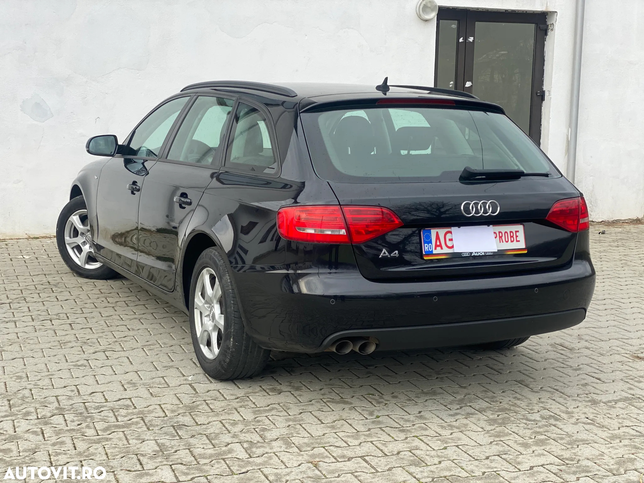 Audi A4 2.0 TDI Avant - 10