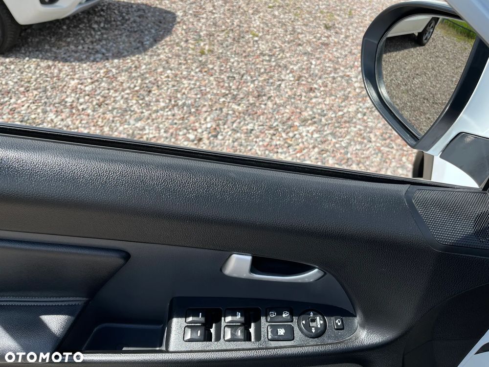 Kia Sportage 2,0 CRDI AWD Dream-Team Edition - 17