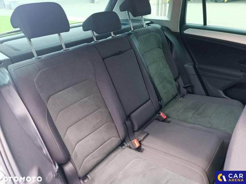 Volkswagen Tiguan - 30