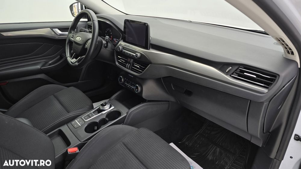 Ford Focus 1.0 EcoBoost Titanium - 20