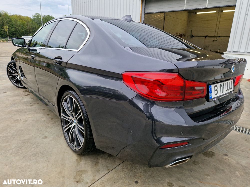 BMW Seria 5 540i xDrive AT - 11