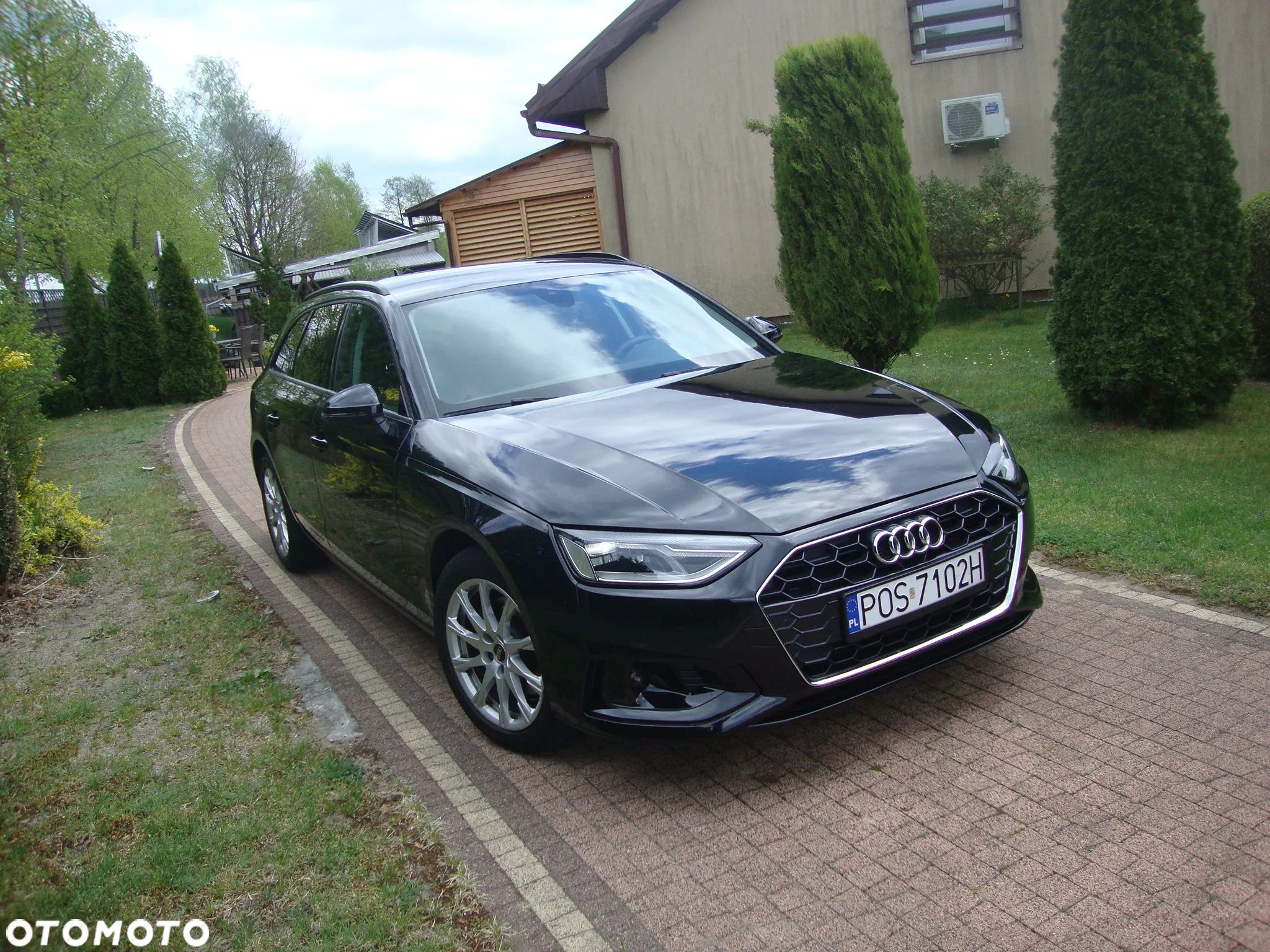 Audi A4 - 1