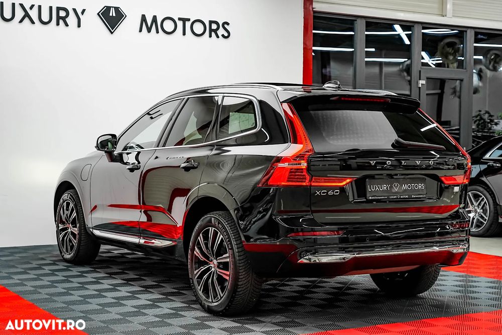 Volvo XC 60 Recharge T6 Twin Engine eAWD Inscription Expression - 14