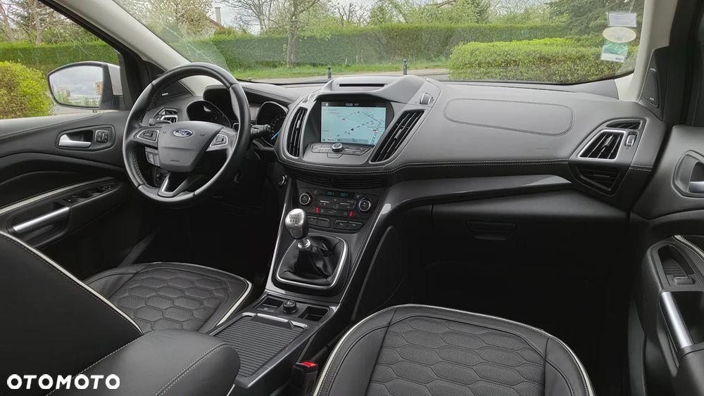 Ford Kuga - 26