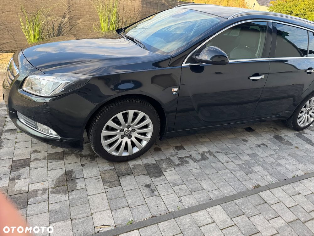 Opel Insignia 2.0 Turbo Sports Tourer 4x4 Automatik Cosmo - 7