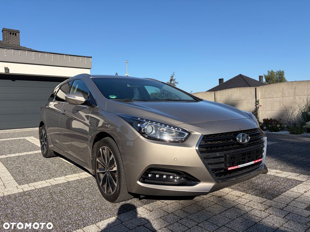 Hyundai i40 Kombi 1.7 CRDi DCT Trend - 3