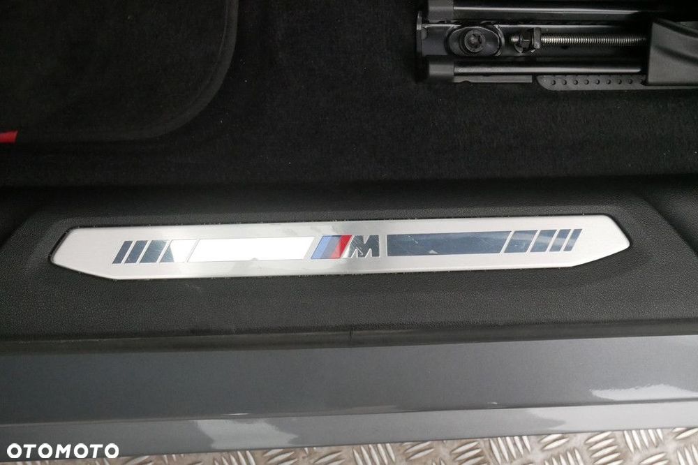 BMW Seria 1 - 35