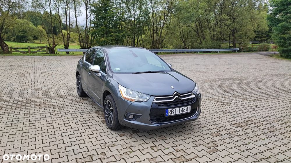 Citroën DS4 1.6 HDi SoChic - 2
