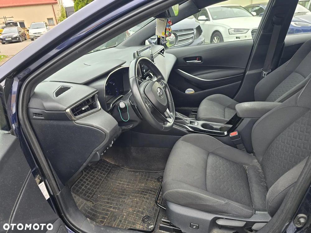 Toyota Corolla - 9