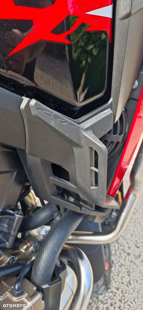 Honda CRF - 9