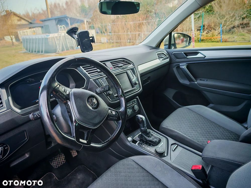 Volkswagen Tiguan - 11