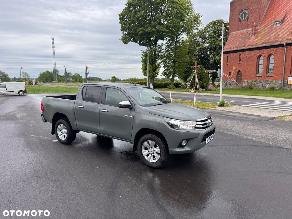 Toyota Hilux 2.4 D-4D Double Cab Selection 4x4 - 11