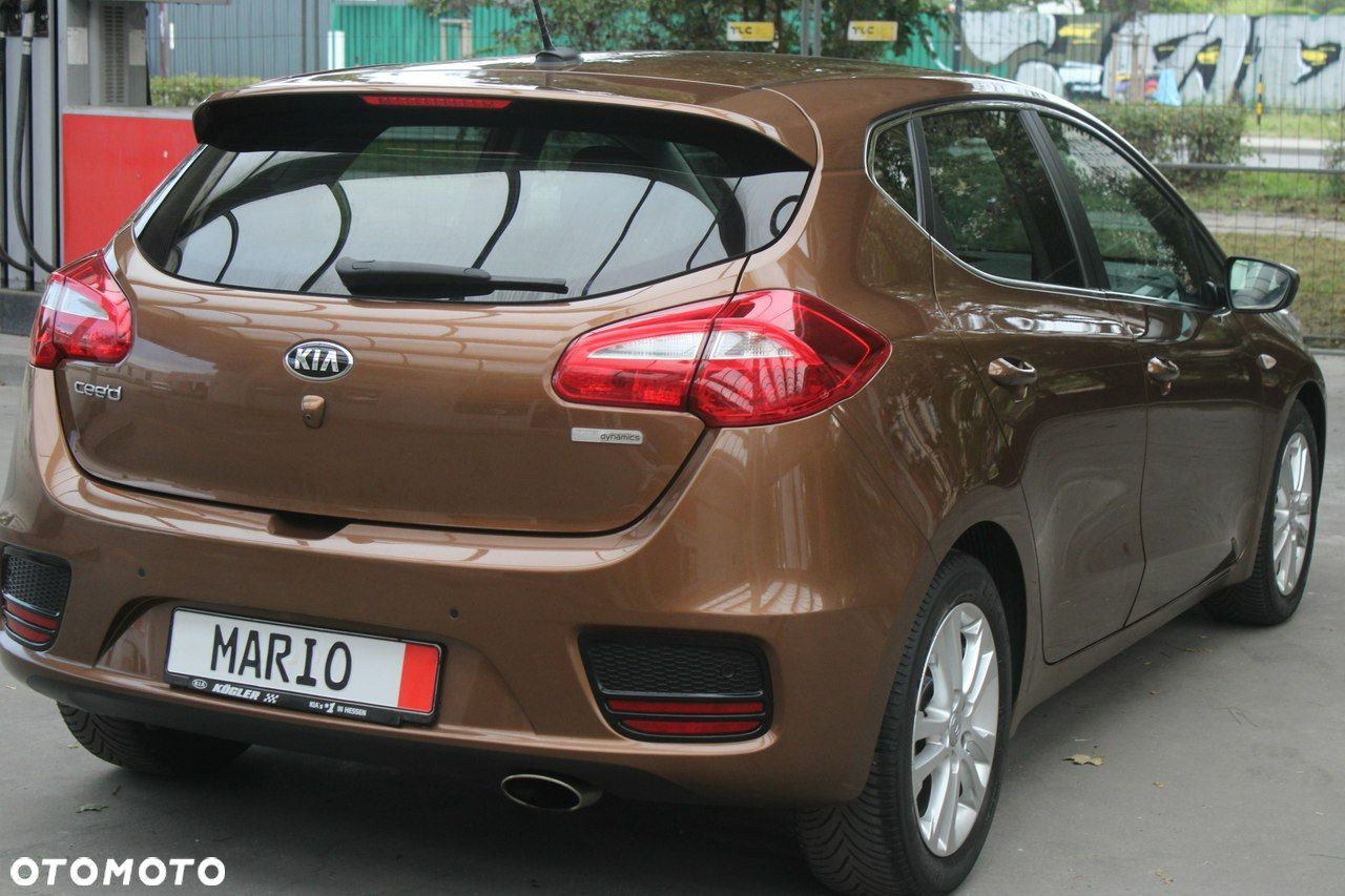 Kia Ceed - 4
