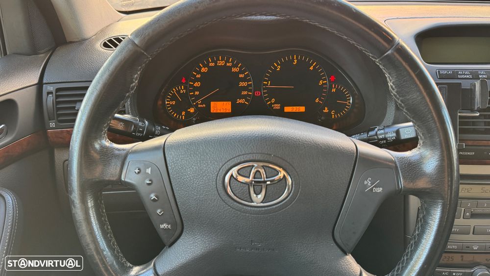 Toyota Avensis LB 2.0 D-4D - 9