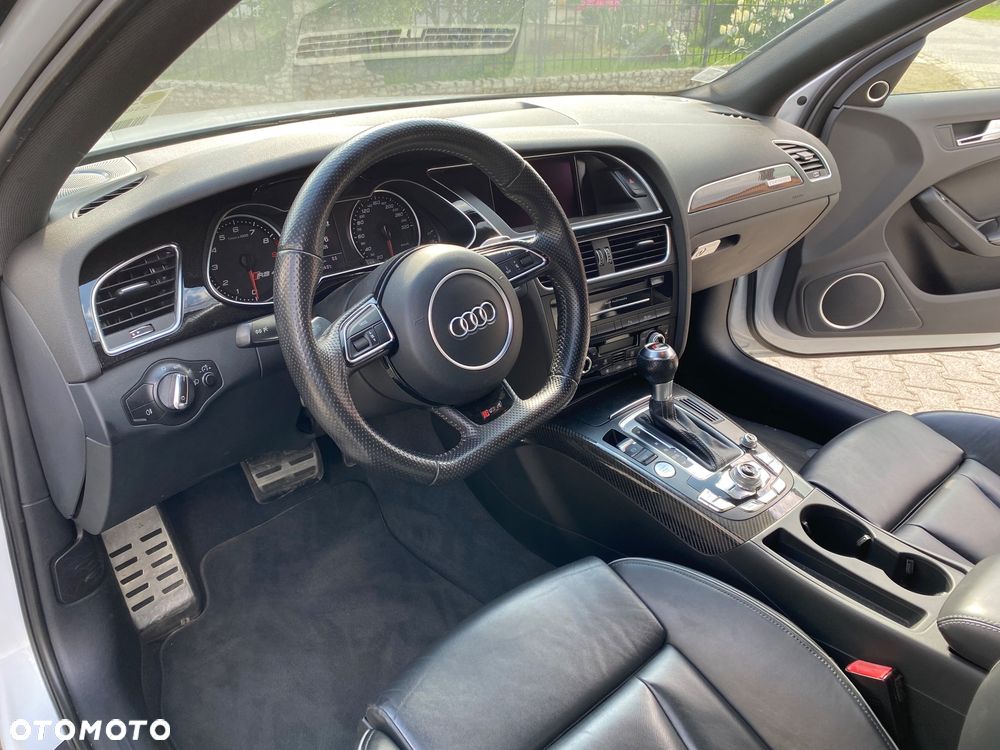 Audi RS4 Avant Avant S tronic - 10
