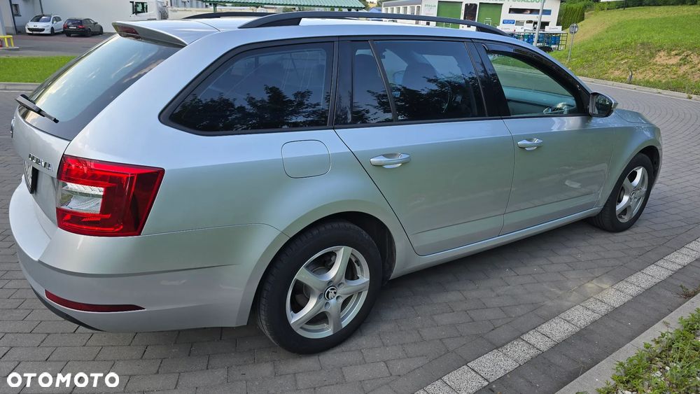 Skoda Octavia 1.6 TDI SCR Style - 5