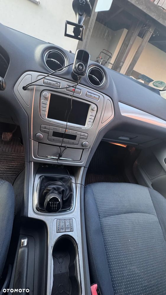 Ford Mondeo 2.0 TDCi Gold X - 8