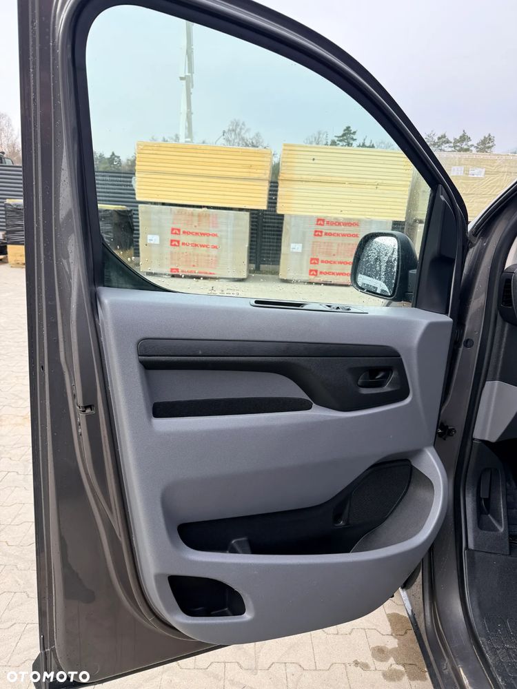 Peugeot Expert Kombi Long 2,8t - 8