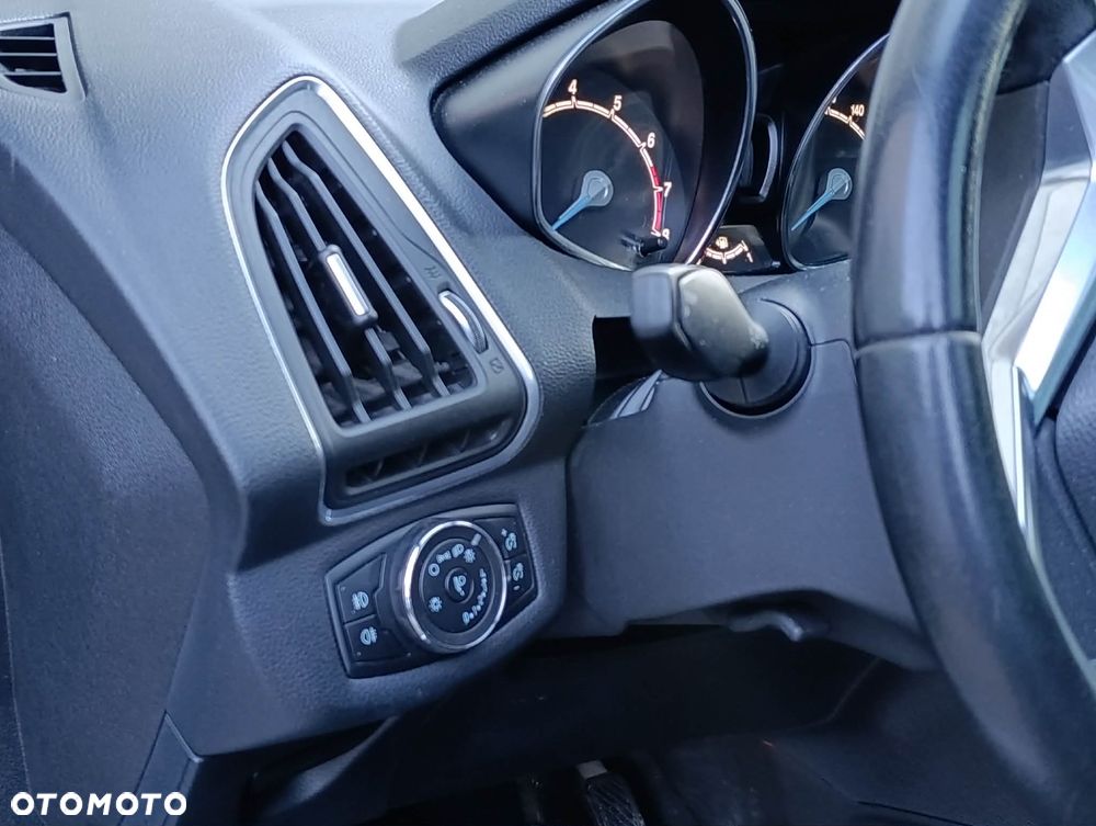 Ford B-MAX 1.4 Titanium - 13