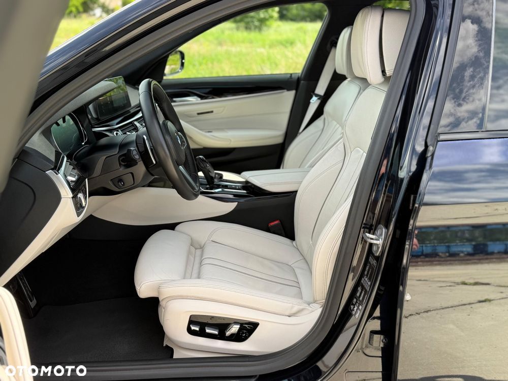 BMW Seria 5 520d xDrive M Sport sport - 8