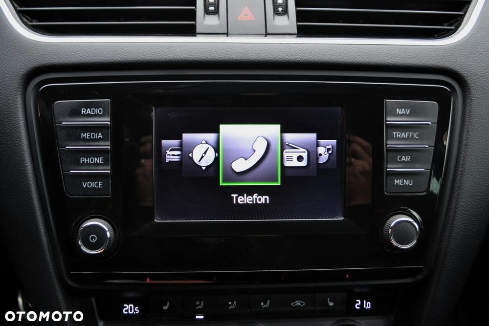 Skoda Octavia 2.0 TDI RS - 19