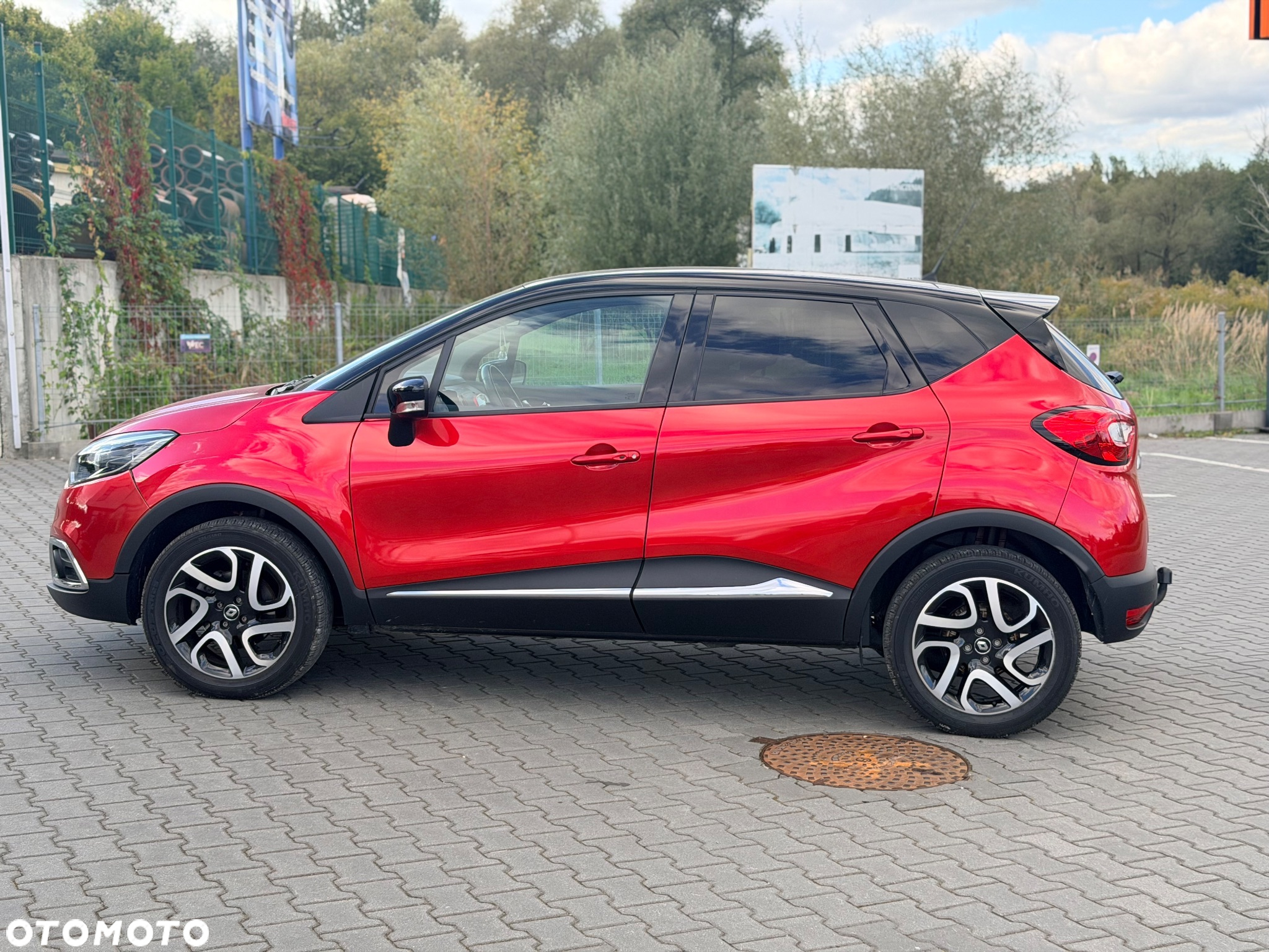 Renault Captur 1.2 TCe Helly Hansen EDC - 9