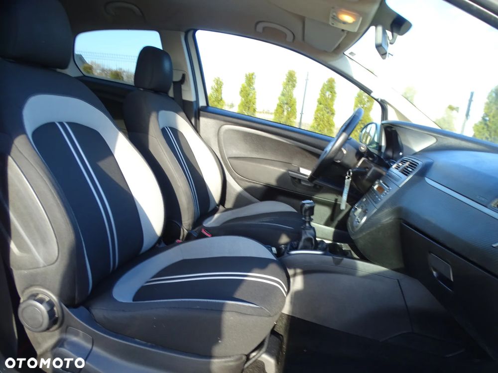 Fiat Grande Punto - 6