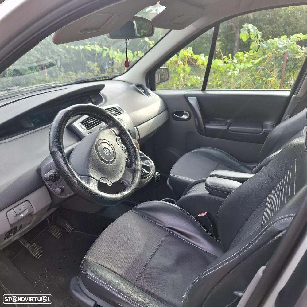 Renault Scénic 1.9 dCi Avantage - 4