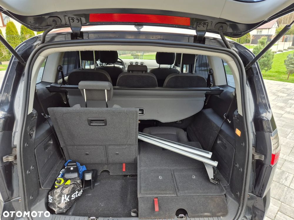 Ford S-Max 2.0 Titanium - 9