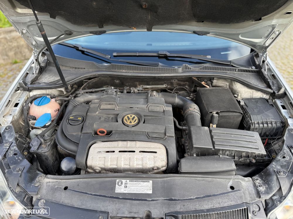 VW Golf 1.4 TSi Highline DSG - 20