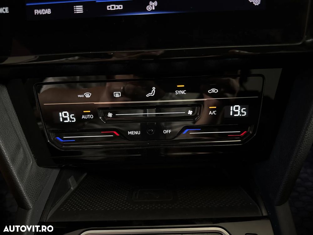 Volkswagen Passat - 19