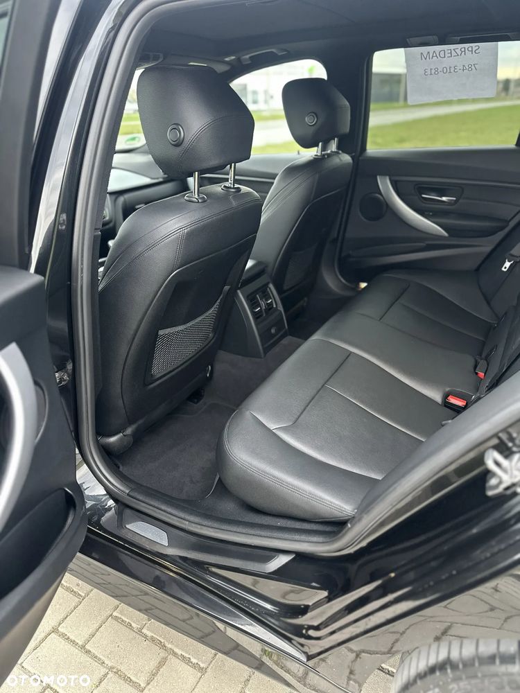 BMW Seria 3 320d xDrive Sport Line - 11