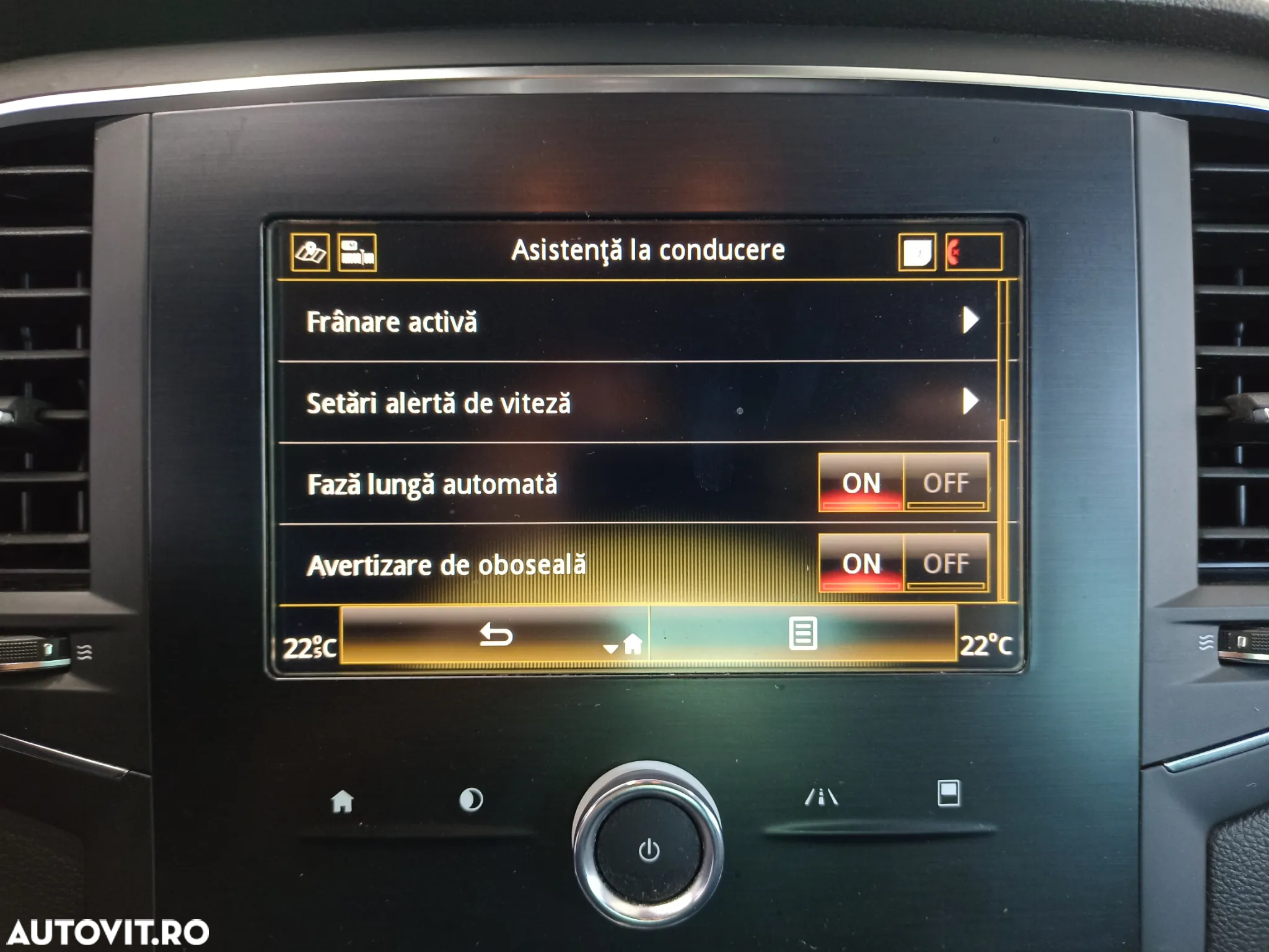 Renault Megane TCe 140 EDC GPF Zen - 21