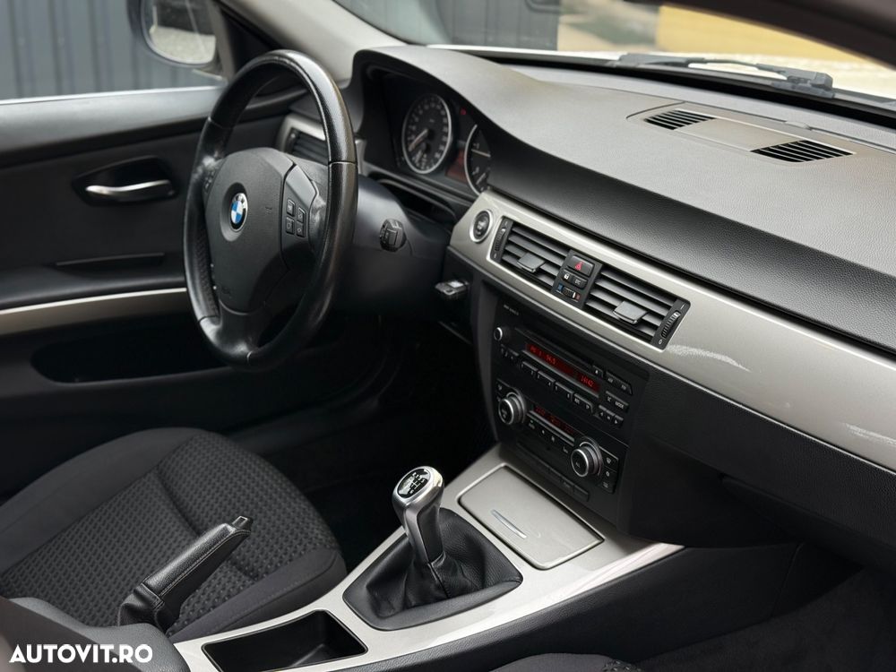 BMW Seria 3 316d - 16